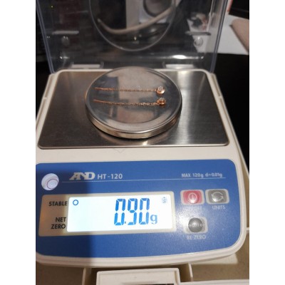 Серьги с камнями , золото 585 (14K), вес 0.9 г. Серьги с камнями , золото 585 (14K), вес 0.9 г.