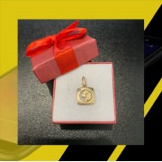 Кулон , золото 585 (14K), вес 0.9 г.