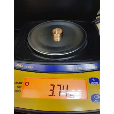 Кольцо, золото 585 (14K), вес 3.7 г. Кольцо, золото 585 (14K), вес 3.7 г.