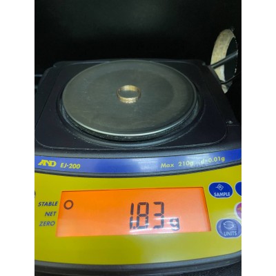 Обручальное кольцо, золото 585 (14K), вес 1.8 г. Обручальное кольцо, золото 585 (14K), вес 1.8 г.