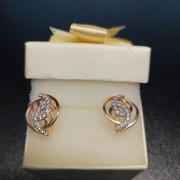 Серьги с камнями, золото 585 (14K), вес 3.1 г.