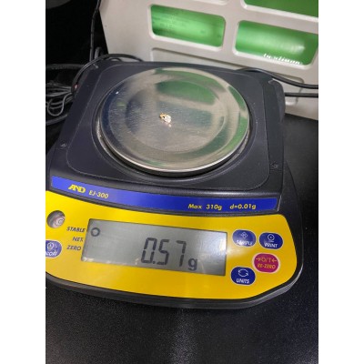 Подвеска, золото 585 (14K), вес 0.5 г. Подвеска, золото 585 (14K), вес 0.5 г.