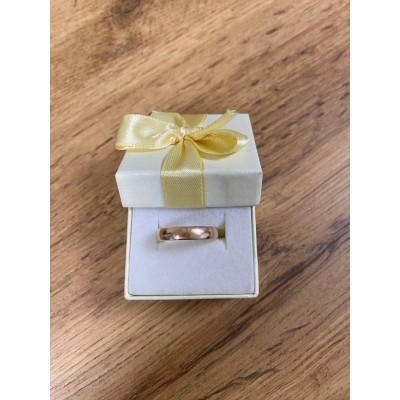 Обручальное кольцо, золото 585 (14K), вес 2.2 г. Обручальное кольцо, золото 585 (14K), вес 2.2 г.