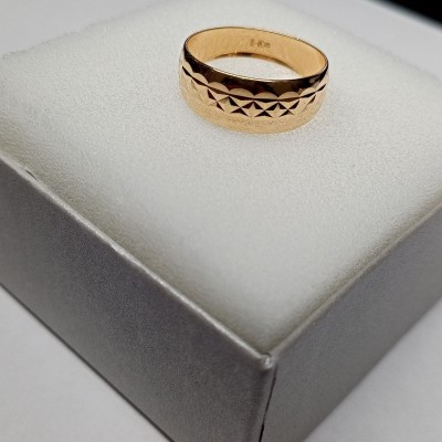 Кольцо, золото 585 (14K), вес 1.9 г. Кольцо, золото 585 (14K), вес 1.9 г.