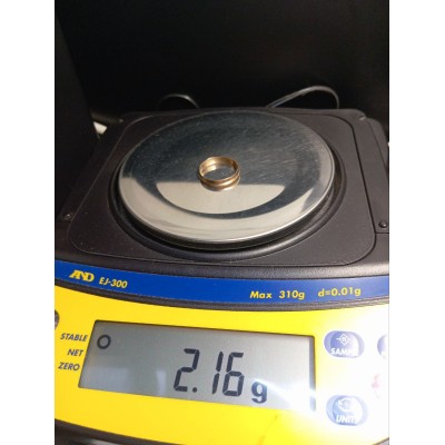 Обручальное кольцо, золото 585 (14K), вес 2.1 г. Обручальное кольцо, золото 585 (14K), вес 2.1 г.