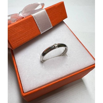 Кольцо с камнем , серебро 925, вес 1.4 г. Кольцо с камнем , серебро 925, вес 1.4 г.