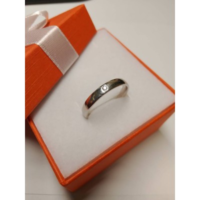 Кольцо с камнем , серебро 925, вес 2.2 г. Кольцо с камнем , серебро 925, вес 2.2 г.