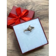 Кольцо, золото 585 (14K), вес 3 г.