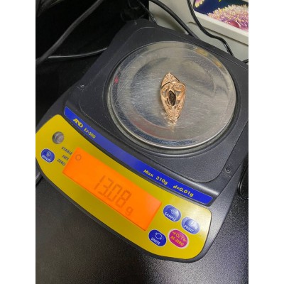 Кольцо с камнем, золото 585 (14K), вес 13.08 г. Кольцо с камнем, золото 585 (14K), вес 13.08 г.