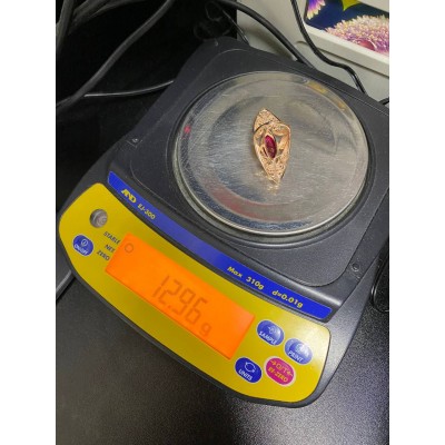 Кольцо с камнем, золото 585 (14K), вес 12.96 г. Кольцо с камнем, золото 585 (14K), вес 12.96 г.