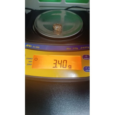 Кольцо с камнями, лом, золото 585 (14K), вес 3.4 г. Кольцо с камнями, лом, золото 585 (14K), вес 3.4 г.