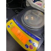 Серьги с камнями, золото 585 (14K), вес 4.4 г.