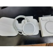 Беспроводное зарядное устройство Apple MagSafe A2140