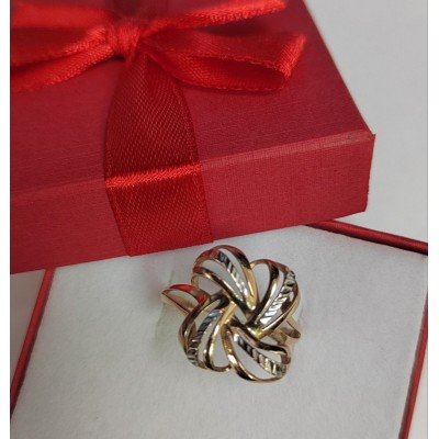 Кольцо, золото 585 (14K), вес 2.5 г. Кольцо, золото 585 (14K), вес 2.5 г.