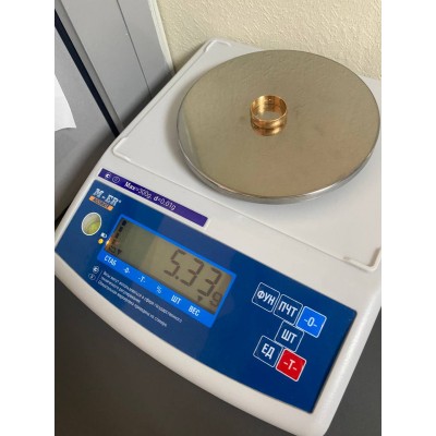 Обручальное кольцо, золото 585 (14K), вес 5.3 г. Обручальное кольцо, золото 585 (14K), вес 5.3 г.