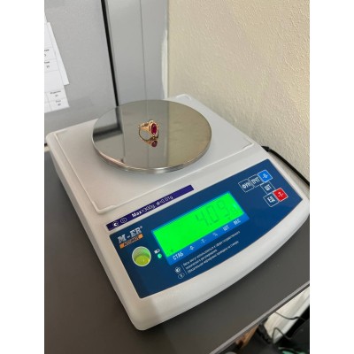 Золотое кольцо с камнем, золото 585 (14K), вес 4 г. Золотое кольцо с камнем, золото 585 (14K), вес 4 г.