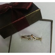 Кольцо с фианитами, золото 585 (14K), вес 1.28 г.