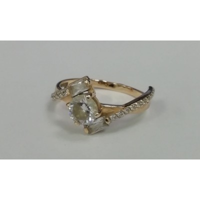 Кольцо с фианитами, золото 585 (14K), вес 1.63 г. Кольцо с фианитами, золото 585 (14K), вес 1.63 г.