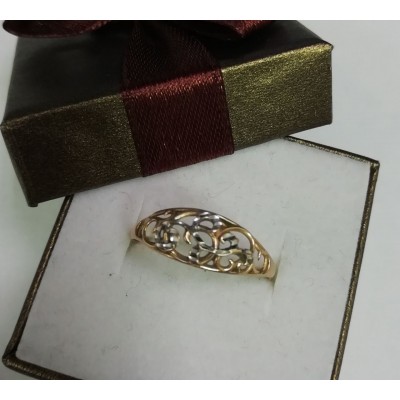 Кольцо, золото 585 (14K), вес 0.94 г. Кольцо, золото 585 (14K), вес 0.94 г.