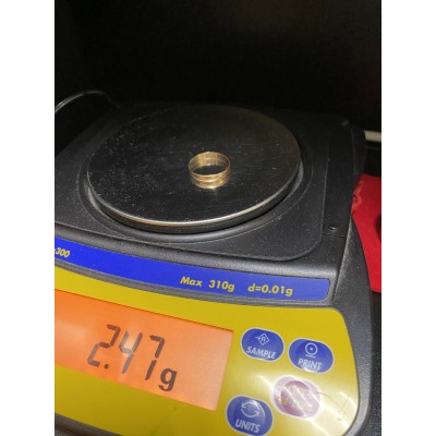 Кольцо золотое обручальное, золото 585 (14K), вес 2.4 г. Кольцо золотое обручальное, золото 585 (14K), вес 2.4 г.