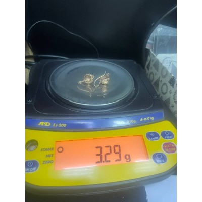 Серьги шарики, золото 585 (14K), вес 3.2 г. Серьги шарики, золото 585 (14K), вес 3.2 г.