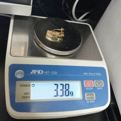 Серьги золотые, с фианитами, золото 585 (14K), вес 3.3 г. Серьги золотые, с фианитами, золото 585 (14K), вес 3.3 г.