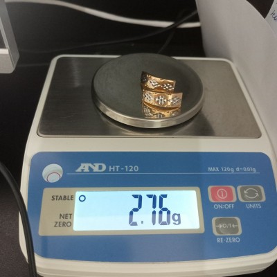 Серьги, золото 585 (14K), вес 2.7 г. Серьги, золото 585 (14K), вес 2.7 г.