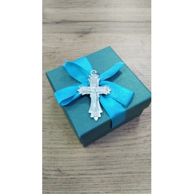 Крест серебряный, серебро 925, вес 2.9 г. Крест серебряный, серебро 925, вес 2.9 г.