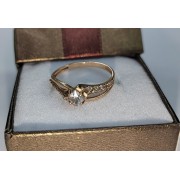 Кольцо с фианитами, золото 585 (14K), вес 1.93 г.