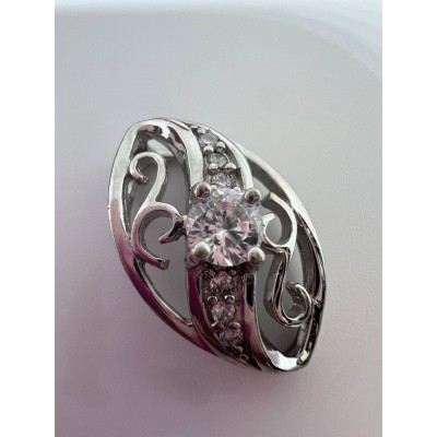 Подвеска серебряная с фианитами, серебро 925, вес 3.7 г. Подвеска серебряная с фианитами, серебро 925, вес 3.7 г.