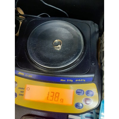 Кольцо золотое с фианитом, золото 585 (14K), вес 1.3 г. Кольцо золотое с фианитом, золото 585 (14K), вес 1.3 г.