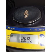 Серьги золотые с фианитами, золото 585 (14K), вес 2.6 г.