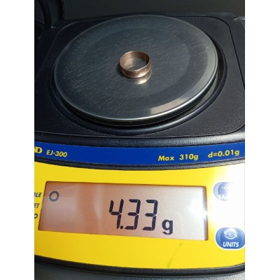 Кольцо золотое обручальное, золото 375 (9K), вес 4.3 г. Кольцо золотое обручальное, золото 375 (9K), вес 4.3 г.