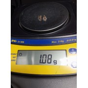 Серьги золотые с фианитами, золото 585 (14K), вес 1 г.