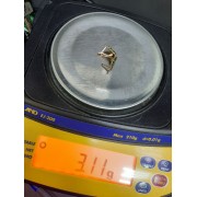 Серьги золотые с фианитами и изумрудами синтетич., золото 585 (14K), вес 3.1 г.