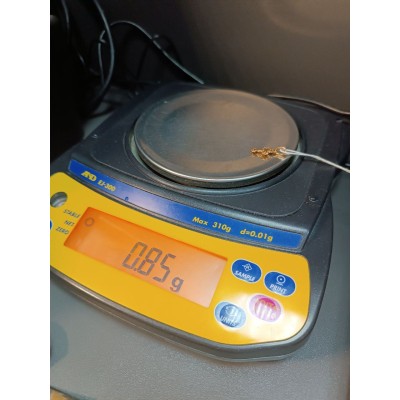 Крестик, золото 585 (14K), вес 0.8 г. Крестик, золото 585 (14K), вес 0.8 г.