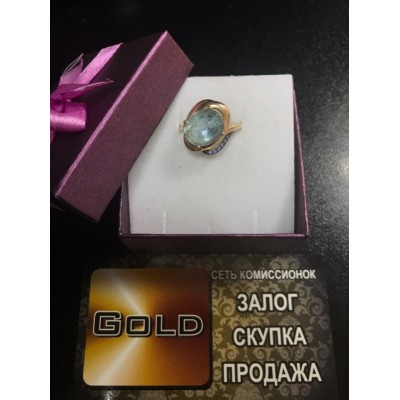 Кольцо с камушками, золото 585 (14K), вес 4 г. Кольцо с камушками, золото 585 (14K), вес 4 г.