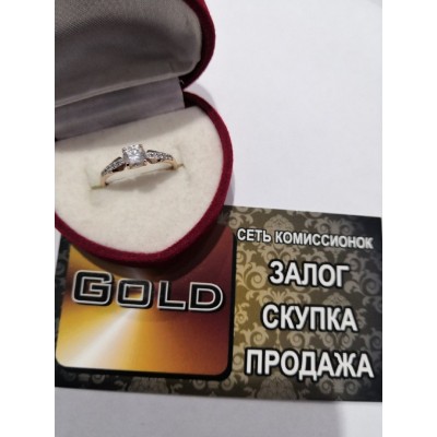 Кольцо с камнями , золото 585 (14K), вес 1.3 г. Кольцо с камнями , золото 585 (14K), вес 1.3 г.